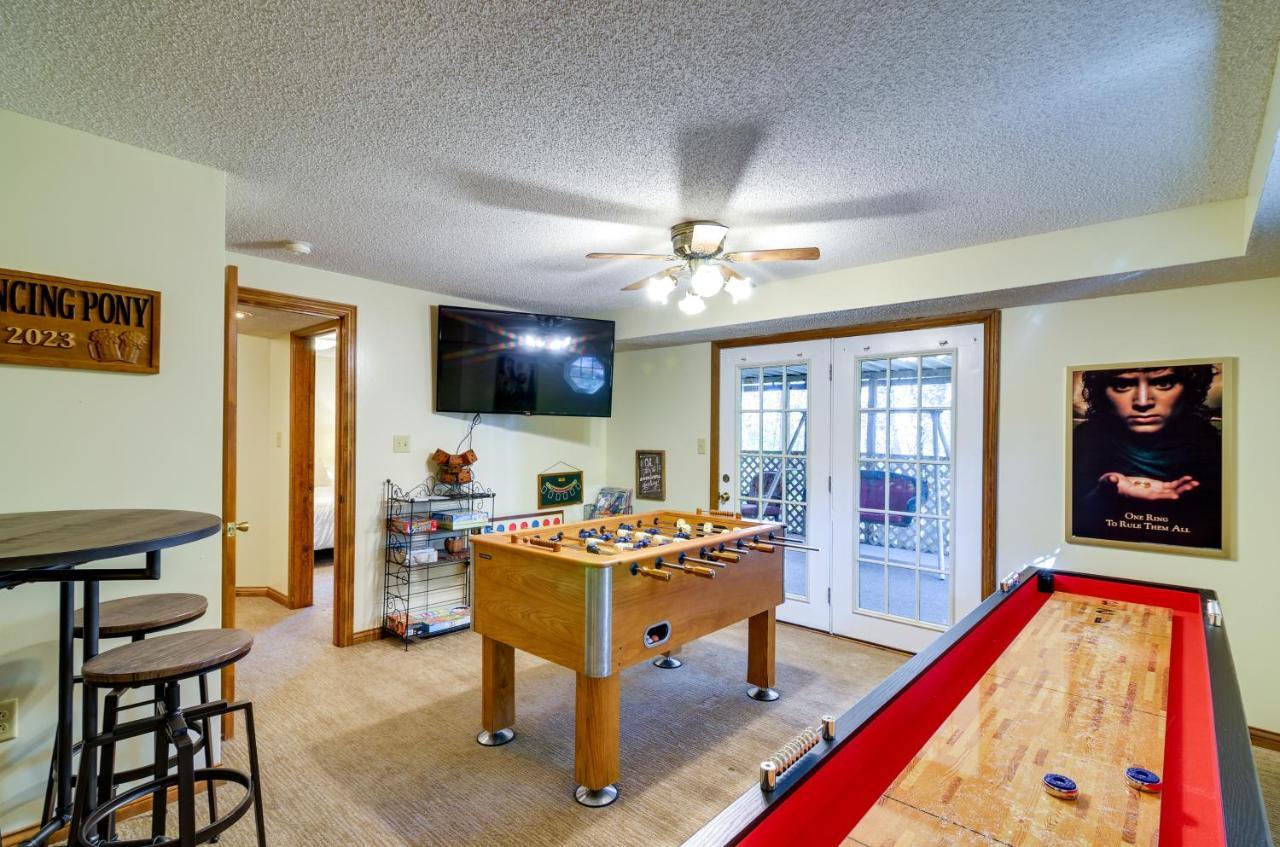 Burnside Resort Cabin With Hot Tub And Outdoor Spots! المظهر الخارجي الصورة